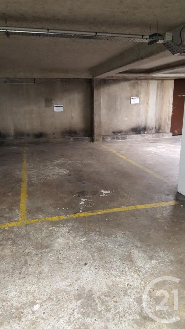 Parking à louer - 11 m2 - Paris - 75014 - ILE-DE-FRANCE