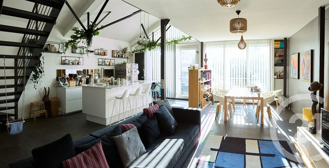 Appartement Loft à louer - 4 pièces - 131,10 m2 - Ivry Sur Seine - 94 - ILE-DE-FRANCE