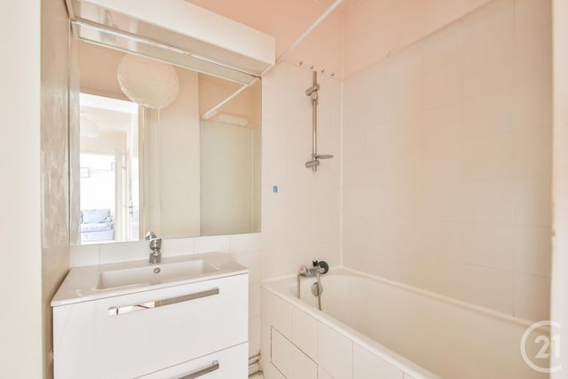 Appartement F2 à vendre - 2 pièces - 48 m2 - Paris - 75013 - ILE-DE-FRANCE