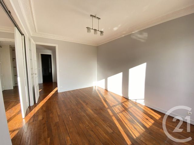 Afficher la photo en grand Appartement F3 à louer - 3 pièces - 65,77 m2 - Paris - 75014 - ILE-DE-FRANCE