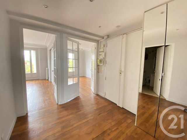 Afficher la photo en grand Appartement F3 à louer - 3 pièces - 65,77 m2 - Paris - 75014 - ILE-DE-FRANCE