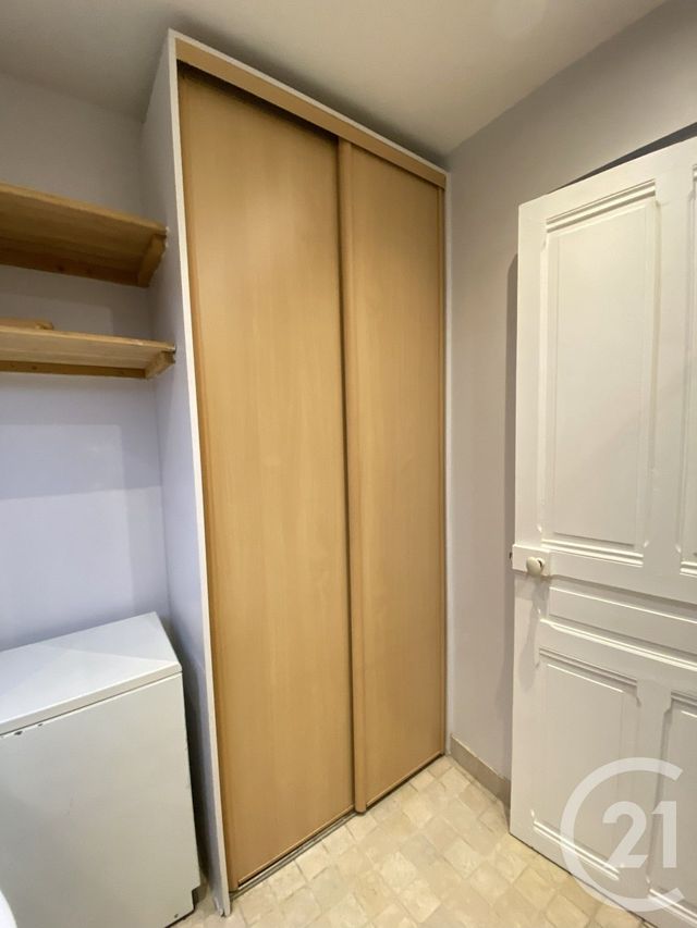 Afficher la photo en grand Appartement F3 à louer - 3 pièces - 65,77 m2 - Paris - 75014 - ILE-DE-FRANCE