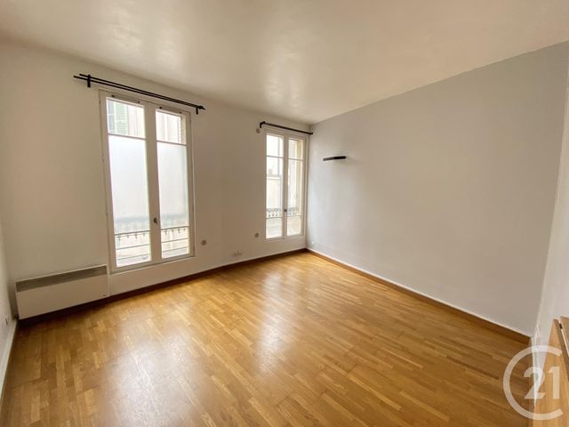 Appartement Studio à louer PARIS