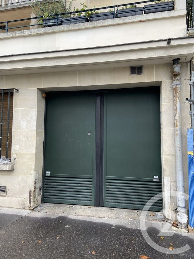 Parking à louer - 12 m2 - Paris - 75013 - ILE-DE-FRANCE