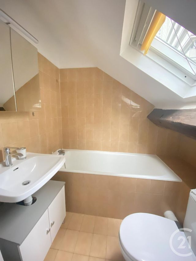 Appartement Duplex à louer - 2 pièces - 31 m2 - Paris - 75013 - ILE-DE-FRANCE