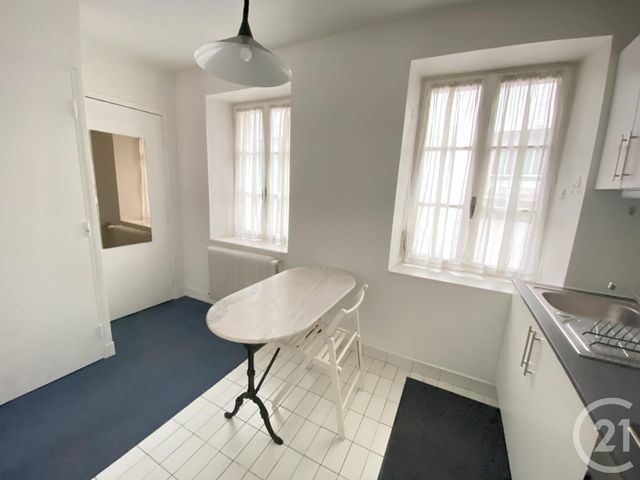 Appartement Duplex à louer - 2 pièces - 31 m2 - Paris - 75013 - ILE-DE-FRANCE