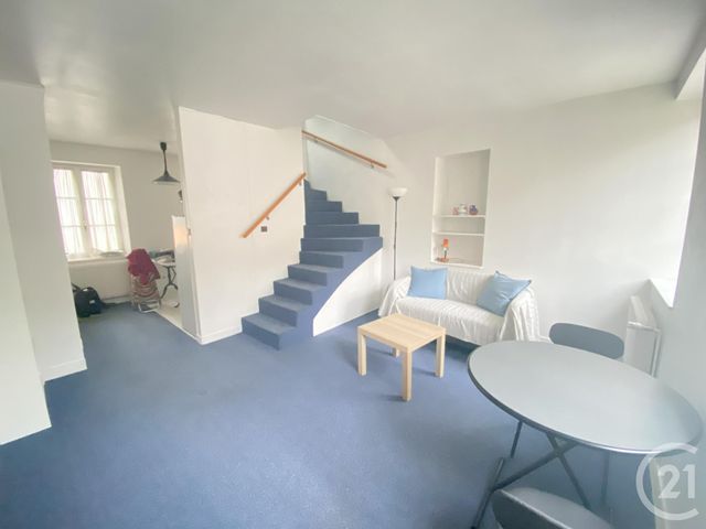 Appartement Duplex à louer - 2 pièces - 31 m2 - Paris - 75013 - ILE-DE-FRANCE