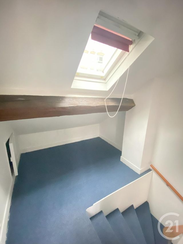 Appartement Duplex à louer - 2 pièces - 31 m2 - Paris - 75013 - ILE-DE-FRANCE