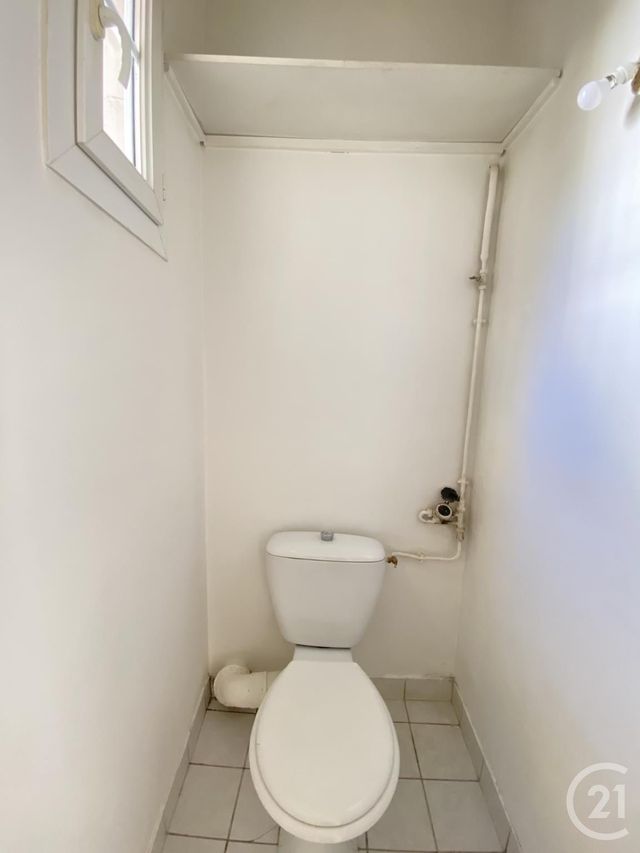 Appartement F2 &agrave; louer - 2 pi&egrave;ces - 40,52 m2 - Paris - 75018 - ILE-DE-FRANCE