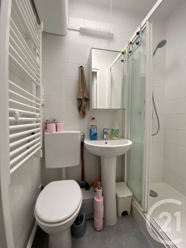 Appartement Studio &agrave; louer - 1 pi&egrave;ce - 18,50 m2 - Paris - 75013 - ILE-DE-FRANCE