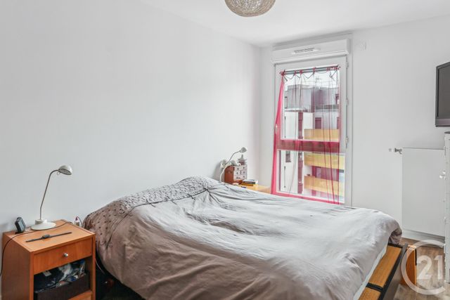 Afficher la photo en grand Appartement F3 à vendre - 3 pièces - 68 m2 - Bagneux - 92 - ILE-DE-FRANCE