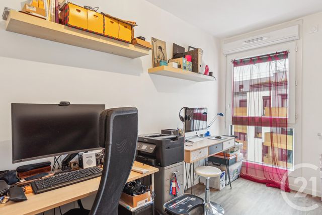 Afficher la photo en grand Appartement F3 à vendre - 3 pièces - 68 m2 - Bagneux - 92 - ILE-DE-FRANCE